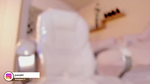 Snapshot of amy_kiitty chatting on 14, 1, 2025 online show from 14, 1, 2025