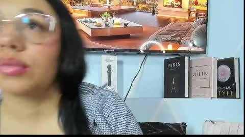 Emy Noa  online show from 16, 4, 2026