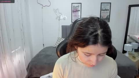 Amy sophia 3 online show from 24, 9, 2025