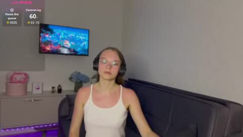 Amy online show from 21, 6, 2026