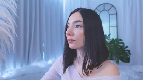 Amy Armstrong online show from 21, 11, 2025