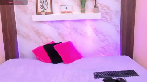 My name is AMY... Nice to meet you  thumb up me please its important online show from 30, 3, 2026