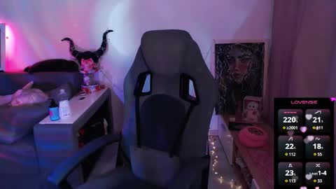 Amy is here  my telegram chanel -  online show from 7, 11, 2025