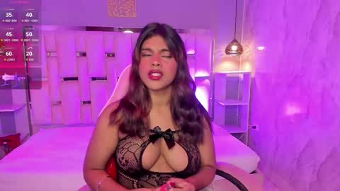 amyevan_ online show from 16, 12, 2025