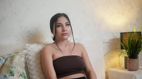  Amy  online show from 19, 5, 2026