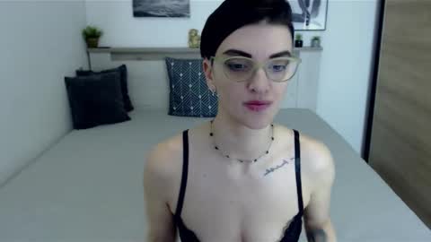 Snapshot of amylexy chatting on 23, 1, 2025 Hi there guys  My pleasure in your hands  pvt is open online show from 23, 1, 2025