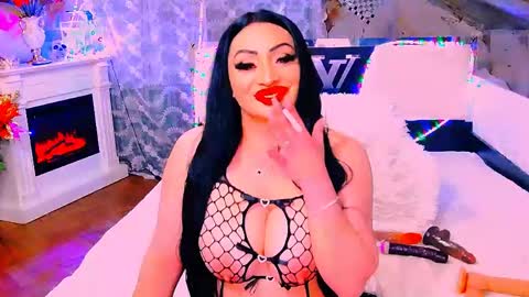 Snapshot of amyrarosera chatting on 2, 5, 2026 Alimoonyia online show from 2, 5, 2026