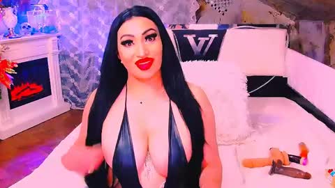 Snapshot of amyrarosera chatting on 8, 5, 2026 Alimoonyia online show from 8, 5, 2026