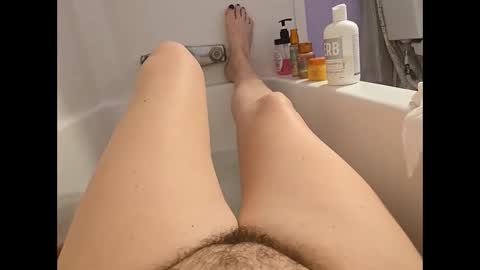 You can call me Amy Ray or Maggie May online show from 28, 4, 2026