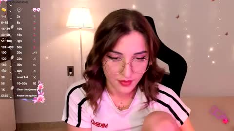 amyvilvet online show from 17, 11, 2025