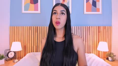 Snapshot of ana_gonzalez chatting on 27, 9, 2025 Ana Gonzalez online show from 27, 9, 2025