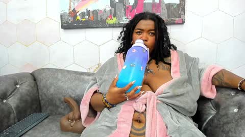 ANNA FUENTES online show from 28, 12, 2024