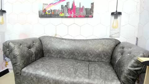 ANNA FUENTES online show from 6, 1, 2025