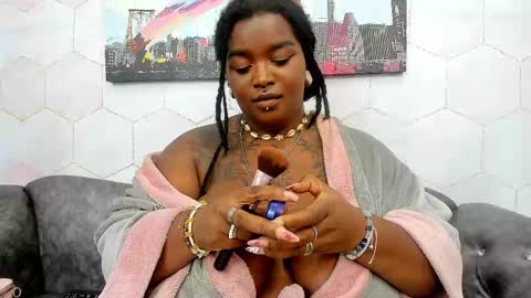 ANNA FUENTES online show from 12, 2, 2025