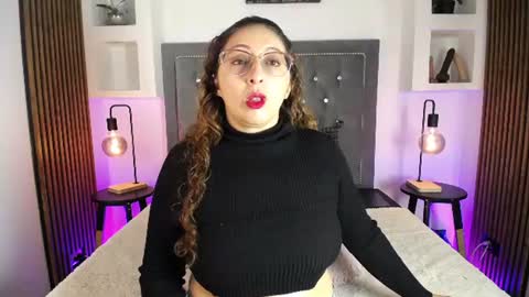 Snapshot of anaa_moon chatting on 14, 7, 2026 Ana Moon online show from 14, 7, 2026