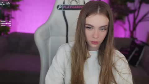 Snapshot of anabel054 chatting on 28, 4, 2026 Anabel Kira Zlata Kira Elice Lana Dominika Sofy Kaila Bridget online show from 28, 4, 2026