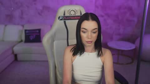 Snapshot of anabel054 chatting on 17, 5, 2026 Anabel Kira Zlata Kira Elice Lana Dominika Sofy Kaila Bridget online show from 17, 5, 2026