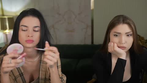 Sweet girls online show from 13, 5, 2026