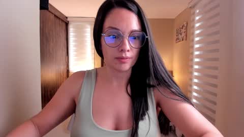 Snapshot of anabel_25 chatting on 6, 2, 2025 Anabel online show from 6, 2, 2025