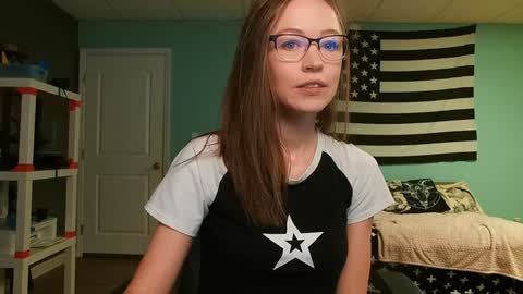 Anabelleleigh online show from 8, 10, 2025