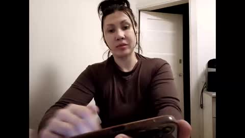Snapshot of anabellovee chatting on 2, 4, 2026 ANABELLOVEE online show from 2, 4, 2026