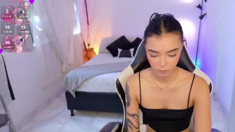 ANABEL WOLF  online show from 11, 11, 2025