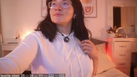 Snapshot of anah_ chatting on 7, 7, 2026 IG Soyanah online show from 7, 7, 2026