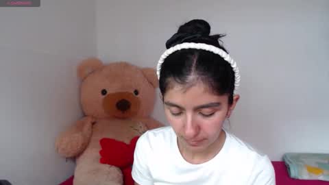 Snapshot of anahibrowns95 chatting on 28, 5, 2026 Anahi Browns online show from 28, 5, 2026