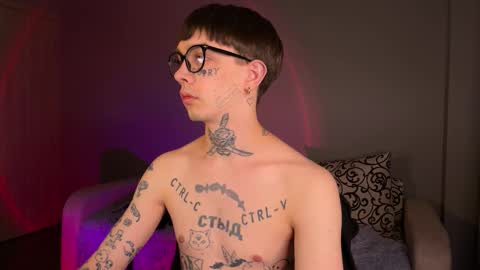 Snapshot of anahori_simon chatting on 27, 9, 2025 simon online show from 27, 9, 2025