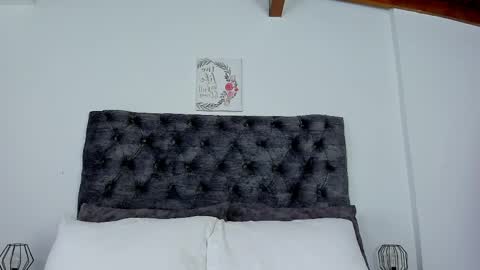 ..a n a i s  c o o p e r .. online show from 29, 3, 2026