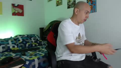 Snapshot of anakin_swalker chatting on 27, 1, 2025 anakin_swalker online show from 27, 1, 2025