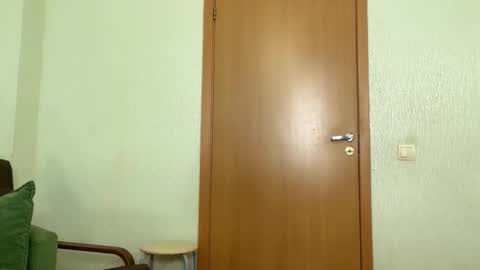 Tiffany and Roger online show from 27, 9, 2025