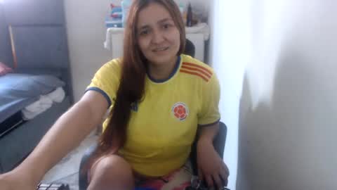 Snapshot of analy_hot chatting on 7, 7, 2026 analy_hot online show from 7, 7, 2026