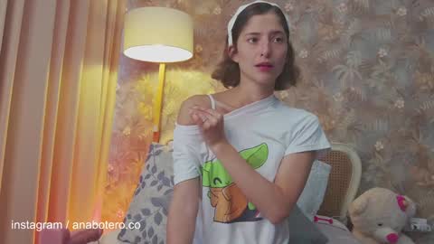 Ana Mara Botero online show from 21, 1, 2025