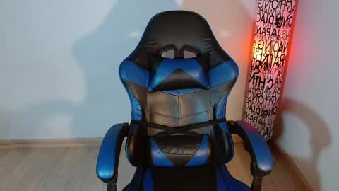 Snapshot of anarosse__ chatting on 15, 7, 2026 ana 3 online show from 15, 7, 2026