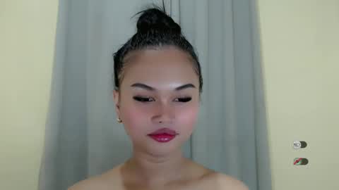 Snapshot of anaruru_ chatting on 13, 2, 2025 ANA online show from 13, 2, 2025