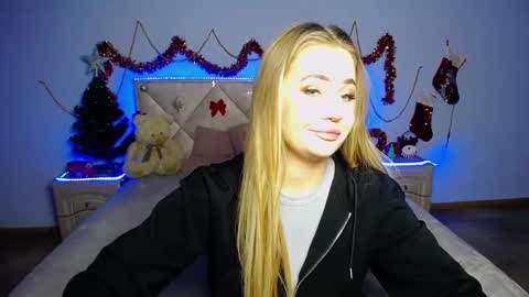 anastacyyellig online show from 7, 1, 2025