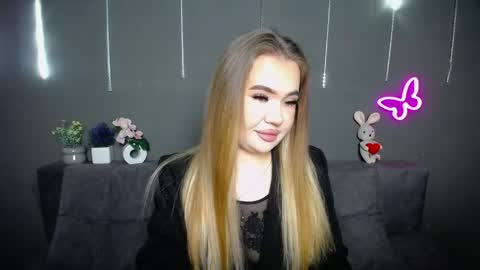anastacyyellig online show from 22, 4, 2026