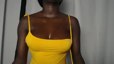 Snapshot of anayah002 chatting on 7, 12, 2024 mayah online show from 7, 12, 2024