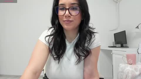Snapshot of anayscaandy chatting on 27, 5, 2026 Andreea online show from 27, 5, 2026