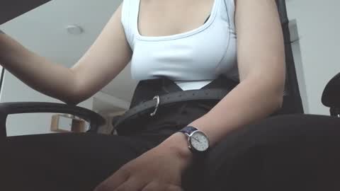   online show from 18, 3, 2026