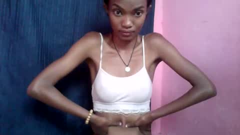 Snapshot of andohh237973 chatting on 21, 11, 2025 andohh237973 online show from 21, 11, 2025