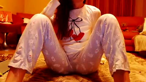 Snapshot of andrasweetie chatting on 4, 7, 2026 Andra online show from 4, 7, 2026