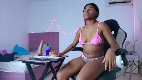 Snapshot of andre_lezcano chatting on 24, 6, 2026 andre_lezcano online show from 24, 6, 2026