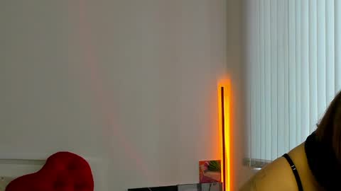 Snapshot of andrea__bass chatting on 16, 5, 2026 andrea__bass online show from 16, 5, 2026