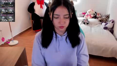 Snapshot of andrea_bonnie chatting on 17, 2, 2025 andrea_bonnie online show from 17, 2, 2025