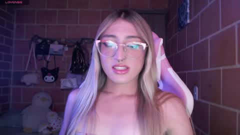 Andrea  online show from 22, 5, 2026