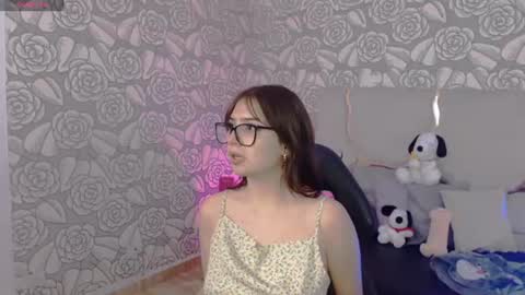 Snapshot of andrea_tay1 chatting on 7, 8, 2026 andrea_tay1 online show from 7, 8, 2026
