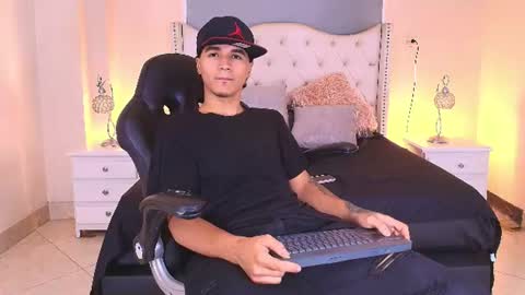 Andreao online show from 3, 8, 2026