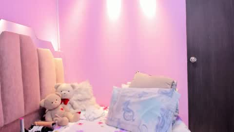 A n d r  e a S w e e t  online show from 4, 12, 2025